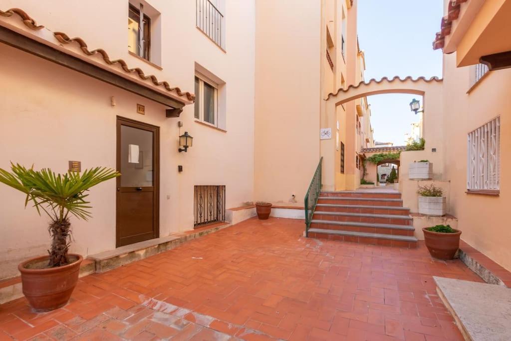 Greserva Kar-Centro, Junto A La Playa, 3 Piscinas, Wifi, Clima, Restaurantes 2024 Empuriabrava Exterior foto